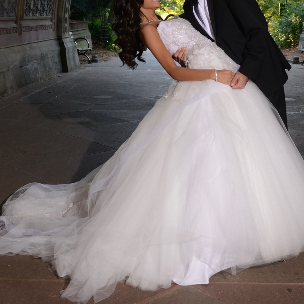 Wedding dress